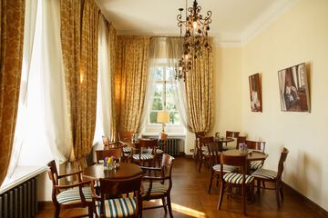 Cafe