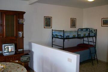 Photo 35