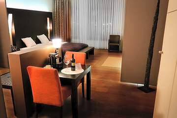 Photo 28