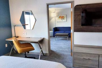 Room 17 of 52