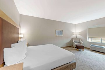 Room 11 of 29