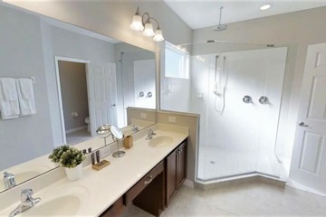Bathroom shower