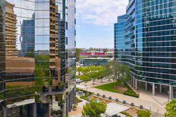 Hotel Exterior 49 of 50