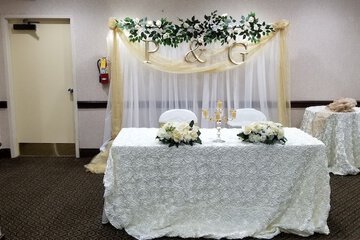 Ballroom/Hall 51 of 58
