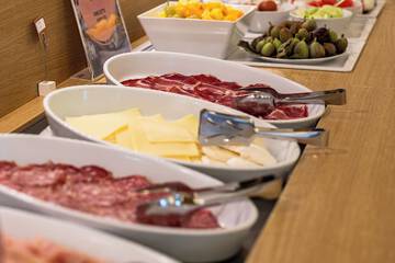 Breakfast buffet