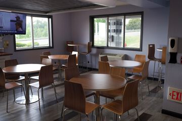 Breakfast/Coffee Service 25 of 28