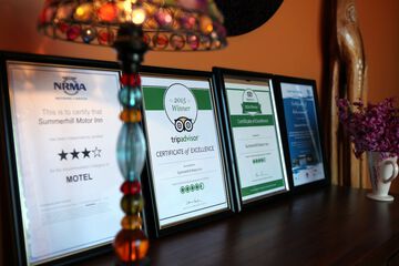 Check-in/check-out kiosk