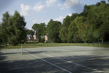 Tennis court