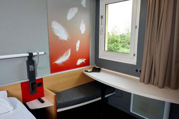 Photo 41
