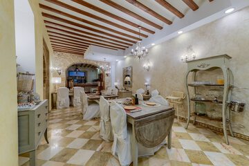 Breakfast area