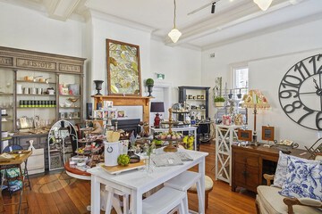 Gift shop