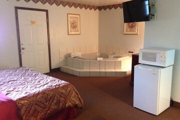 Room 10 of 42