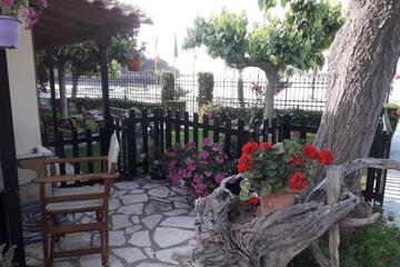 Photo 42