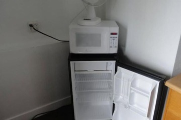 Mini-refrigerator