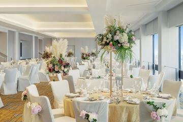 Indoor wedding