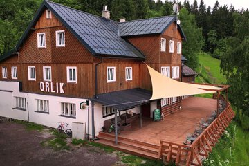 Outdoor banquet area