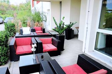 Sundeck