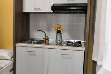 Private kitchenette