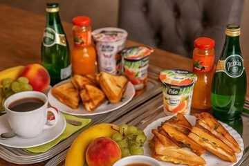 Breakfast meal