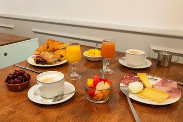 Breakfast meal