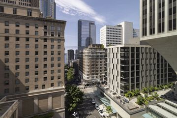 Hotel View 122 of 122