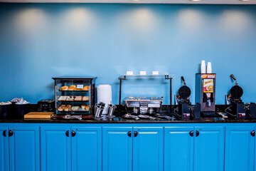 Breakfast/Coffee Service 14 of 16