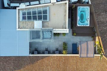 Rooftop pool