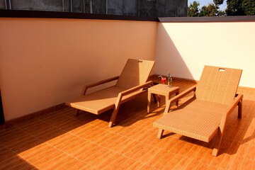 Sundeck