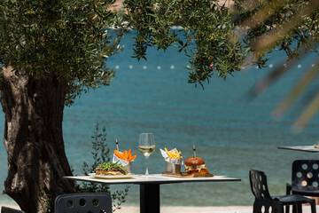 Beach bar