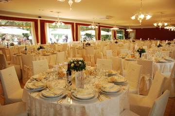 Banquet hall