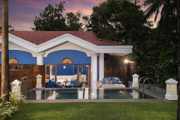 Private pool