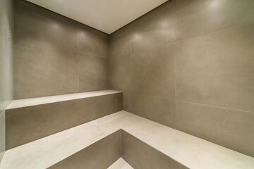 Steam room