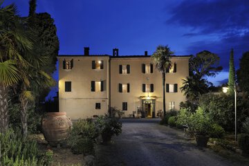 Front of property - evening/night
