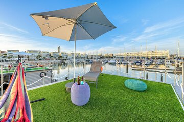 Sundeck