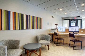 Business Center 69 of 69