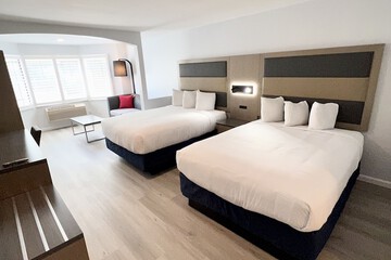 Room 30 of 35