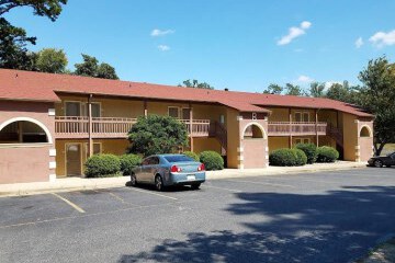 Econo Lodge Inn & Suites Hot Springs 28
