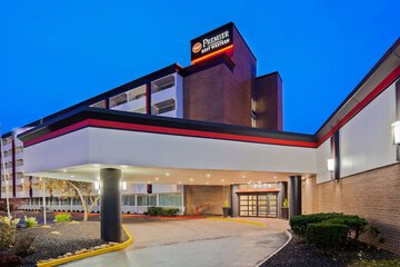 Best Western Premier Kansas City Sports Complex Hotel