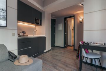 Private kitchenette