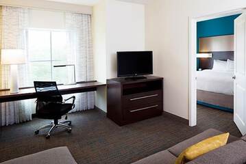 In-room business center