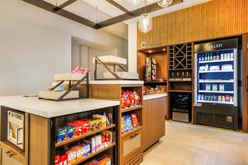 Snack bar