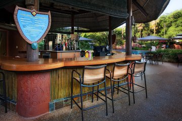 Poolside bar