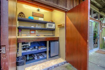 Private kitchenette