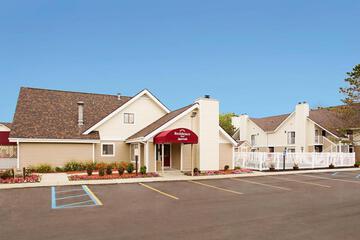 Residence Inn by Marriott Detroit Troy / Madison Heights