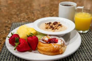 Breakfast/Coffee Service 28 of 32