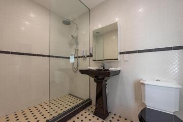 Photo 31