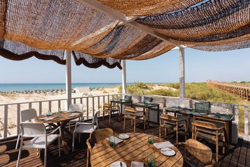 Beach bar