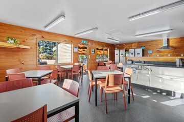 Food court