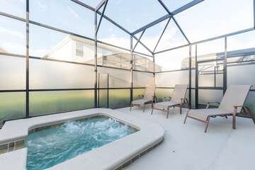 Indoor spa tub