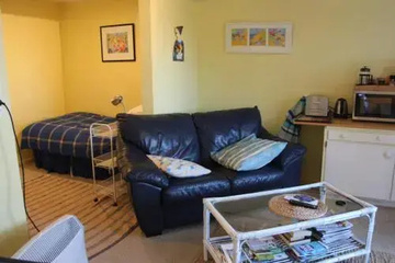 guest_rooms